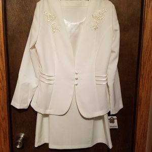 Cream skirt suit